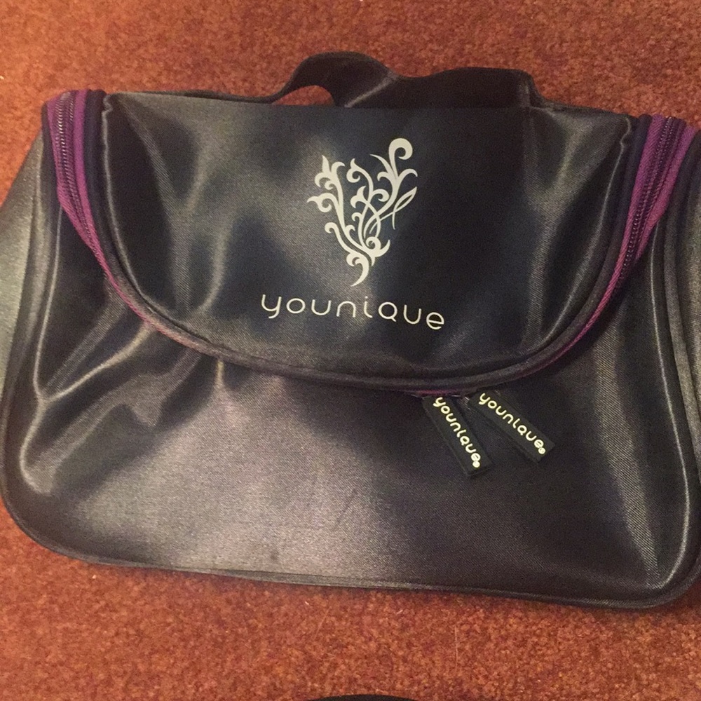Large makeup bag